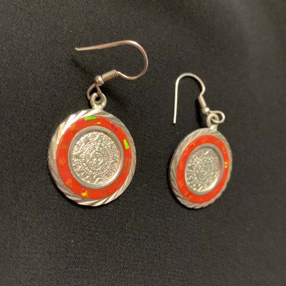 Earrings - Picture 2 of 3